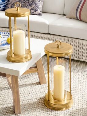 Pottery Barn Daphne Lantern (Set of 2) *New and Unopened*